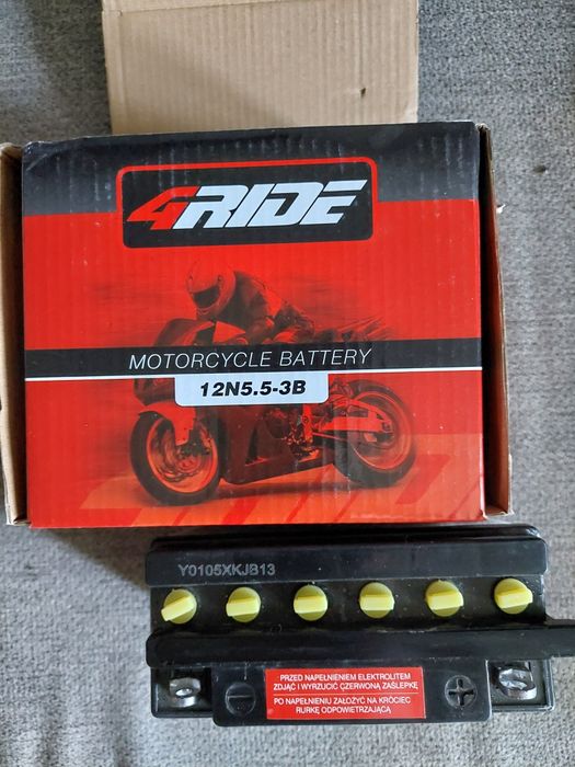 Nowy akumulator do motoru 12N5.5-3B