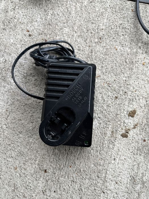 Ladowarka Bosch …..