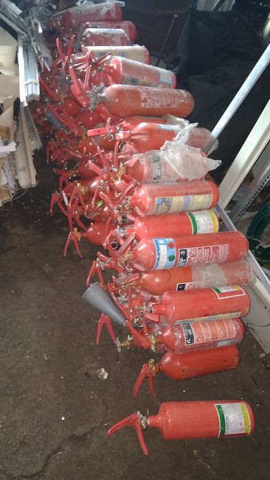 Вогнегасник/Огнетушитель