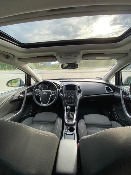Sprzedam/wymienie Opel Astra J 2014, 206 000 km 2.0 diesel 165km