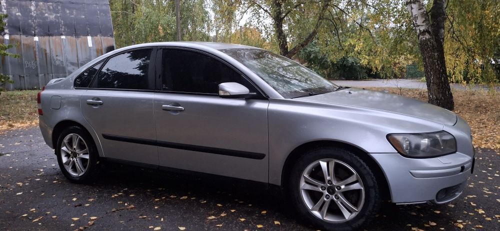 VOLVO S 40 2.5 L