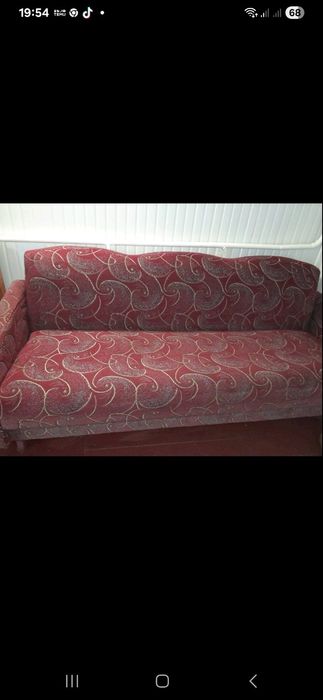 Продам  диван  -книжка  хорошого стану недорого