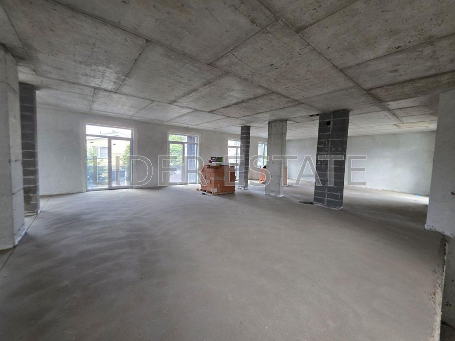 Центр|Оренда комерційного приміщення|фасад| Ужгород|