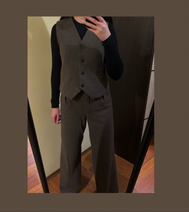 Жіночий костюм двійка штани палаццо з жилеткою теплий