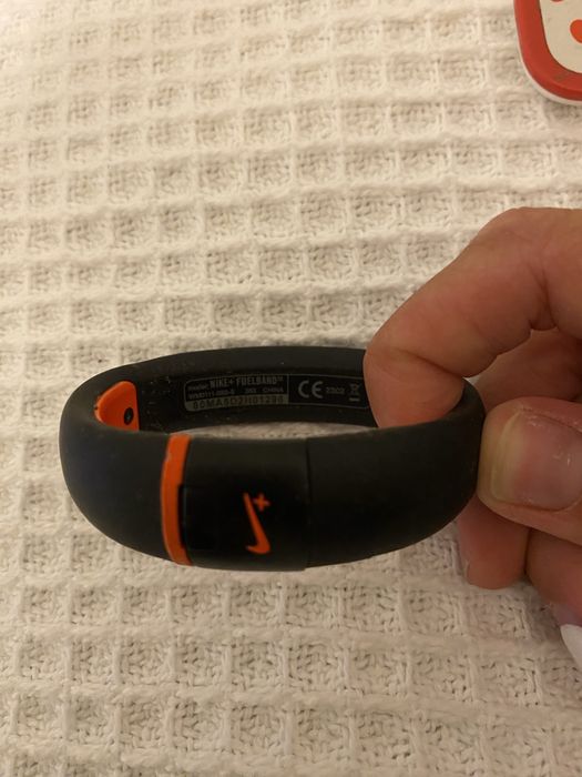 Pulseira Nike fuelband e chip para tenis apple