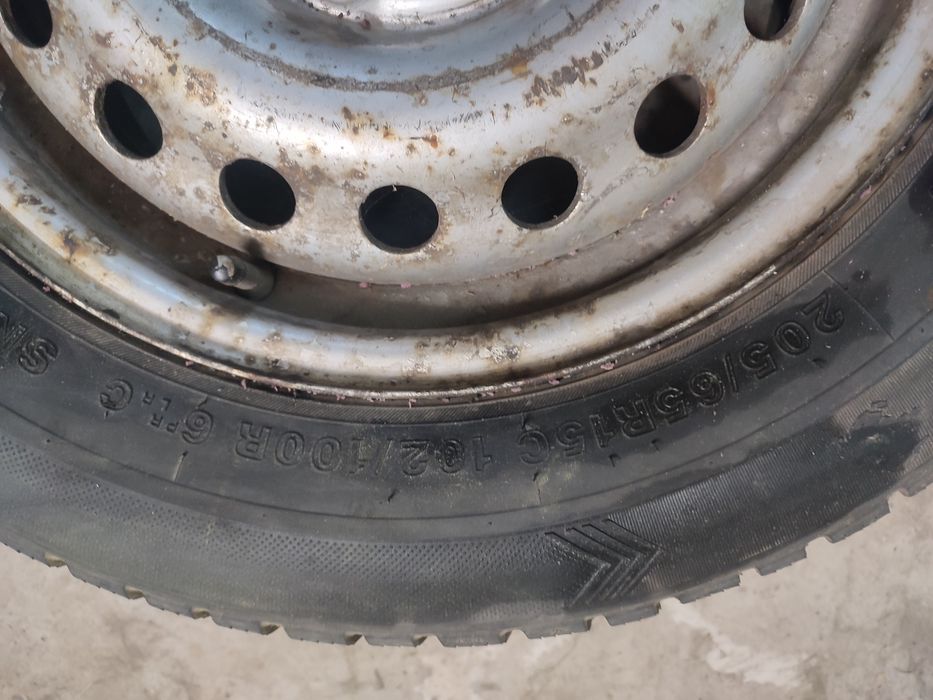 Запаска 5*112 з зимовою резиною