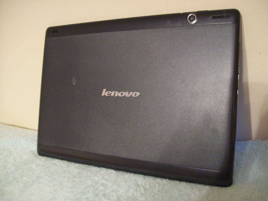 Tablet Lenovo 6000 H. Z klawiaturą. Praktyczny mini laptop. 2 w 1.