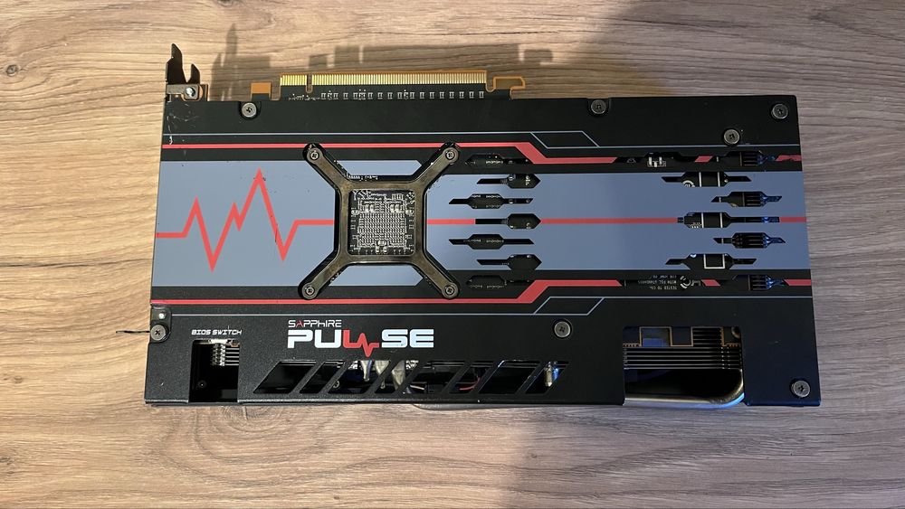 Rx 5600xt 6GB Неробоча