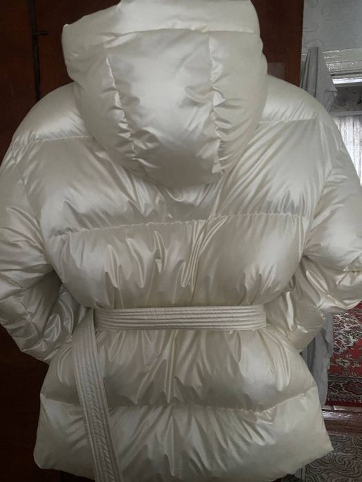 Зимовий пуховик, новий