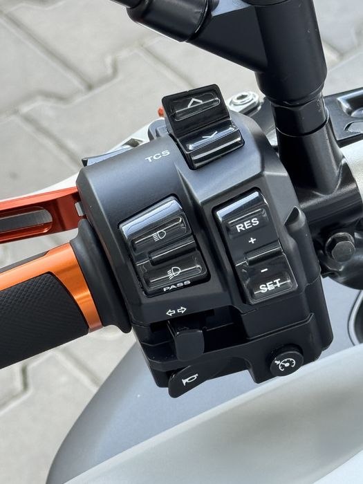 YAMAHA MT10 (fz10) 163к.с.