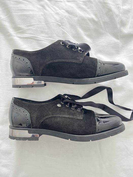 Sapatos em pele preta da Sacchi