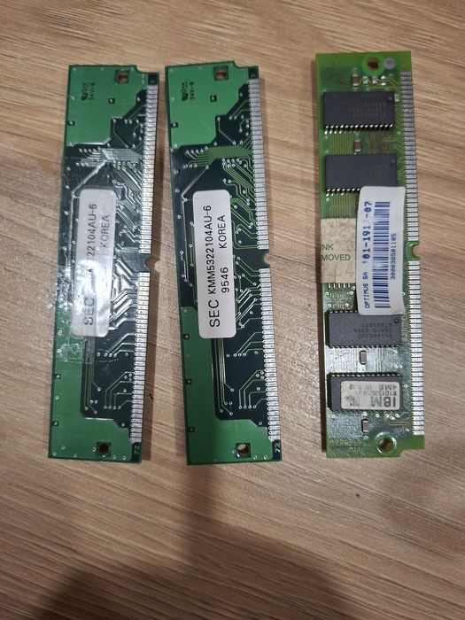 Moduł pamięci do starego komputera