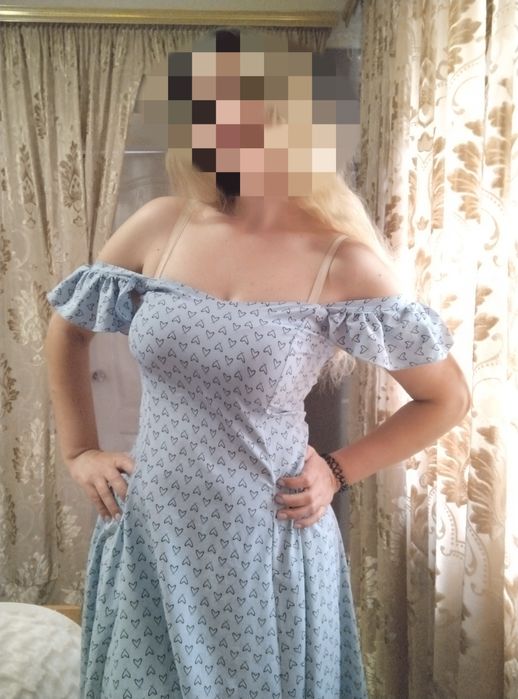 Сукня блакитна з принтом