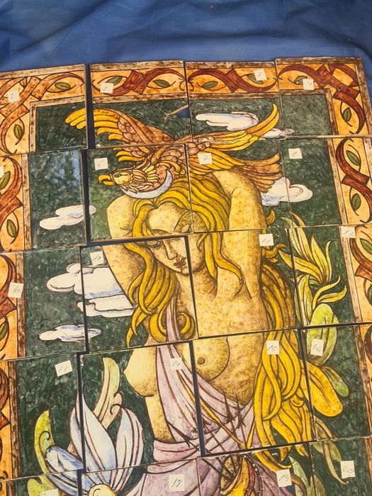 Vendo painel de azulejos com 32 peças.