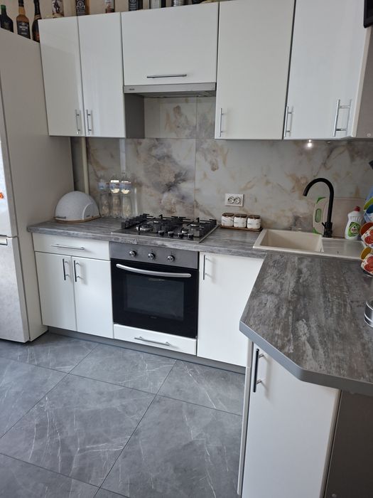 Продам 2 кімнатну квартиру