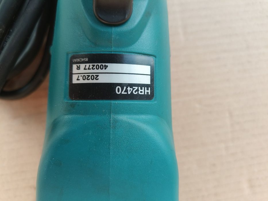 Makita HR2470 wiertarka udarowa SDS młotowiertarka walizka