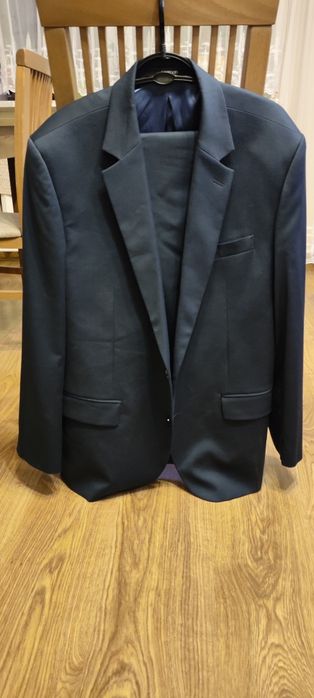 Sprzedam garnitur plus koszula