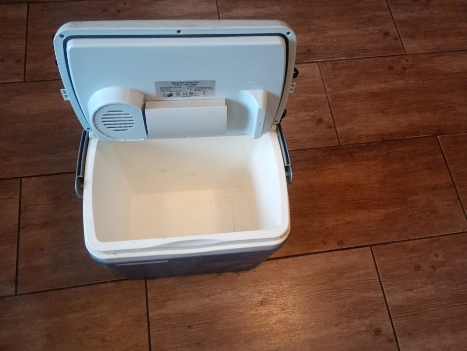 Sprzedam lodówkę turystyczną