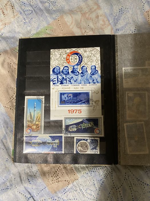 Марки минулого століття колекційні.