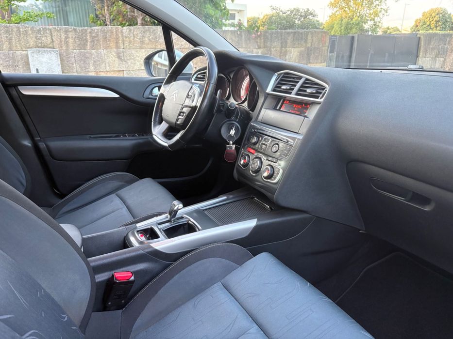 Citroën C4 1.6 HDi Automático – 2011