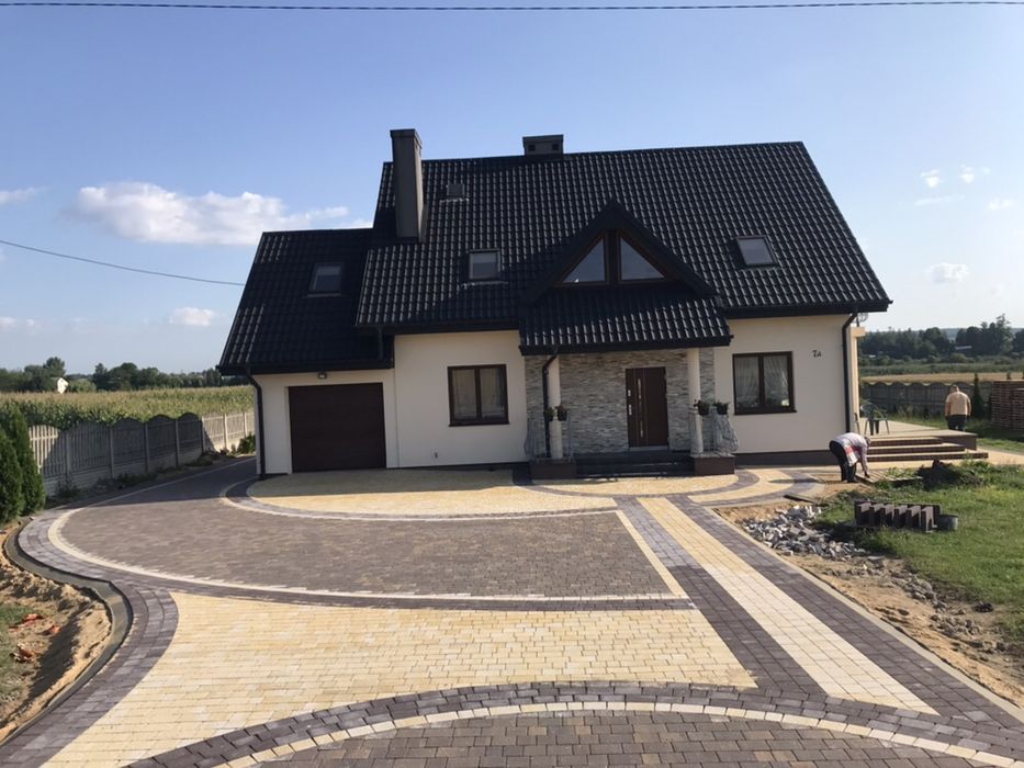 Kompleksowe  układanie kostki brukowej