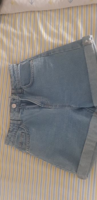Vendo calções ganga azuis, Primark, 11-12 anos, mom short, como novos