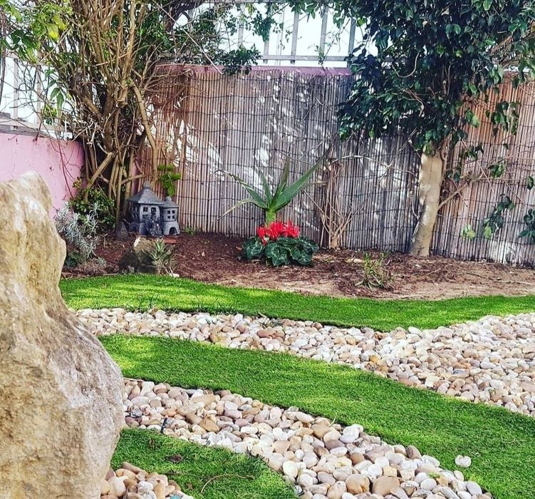 Construção e Manutenção de Jardins & Espaços Verdes