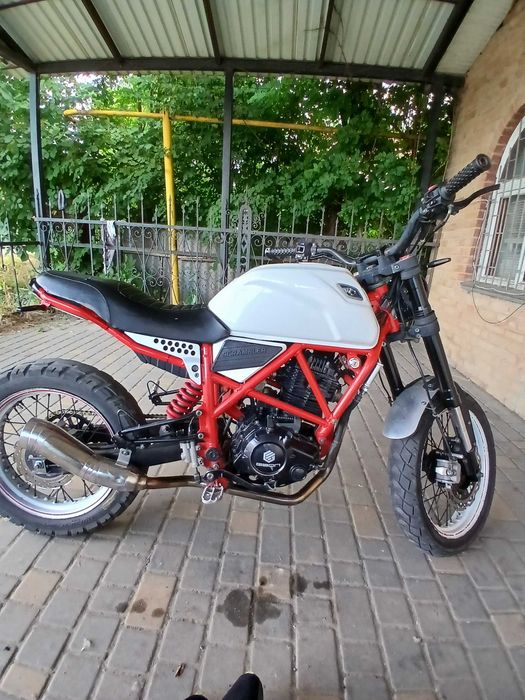 Мотоцыкл Скрамблер 250