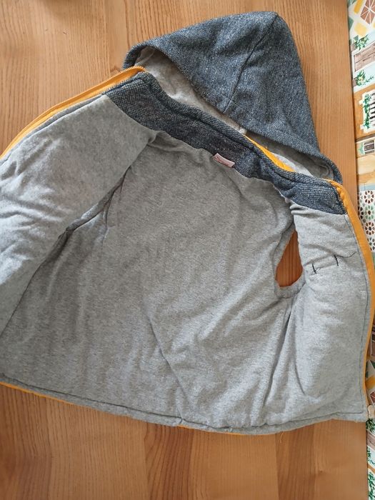 Куртка курточка безрукавка демісезонна куртка