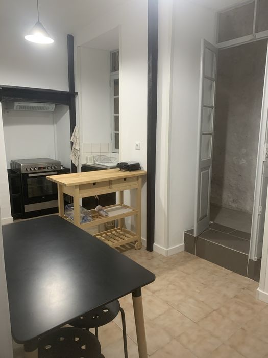 Aluga-se quarto a estudante em coimbra