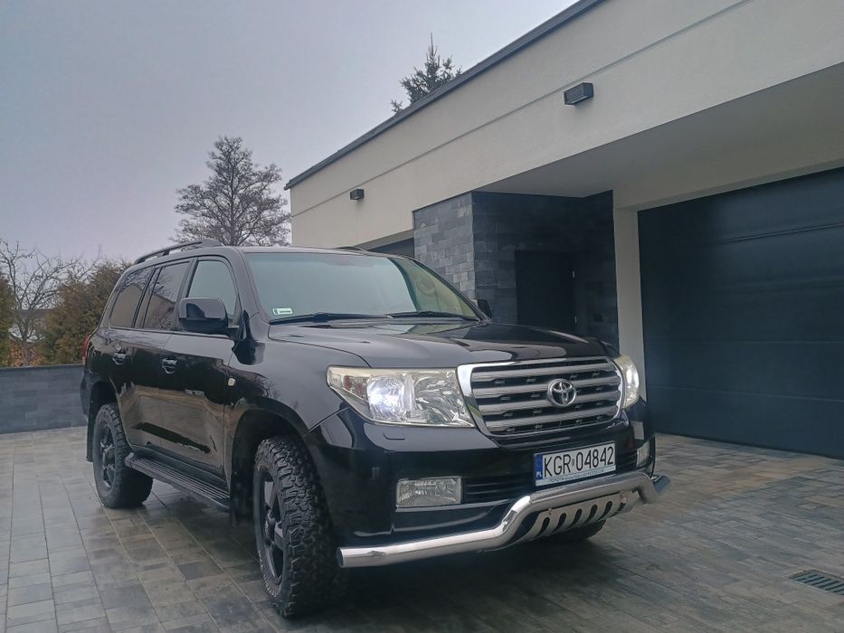 Toyota Land Cruiser 200 V8 /zamiana/
