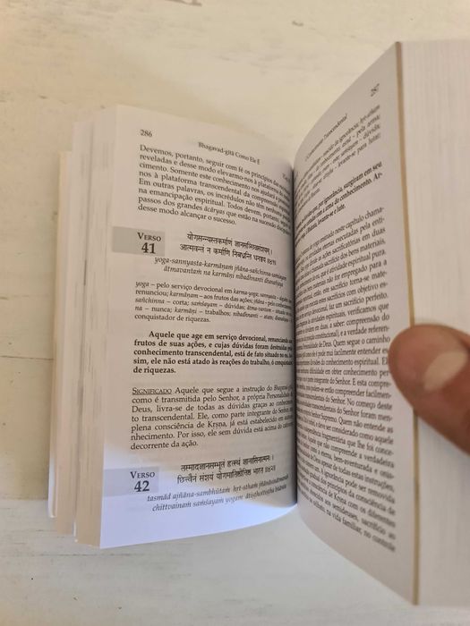 Livro Bhagavad Gita Hinduísmo Book Krishna Hinduism