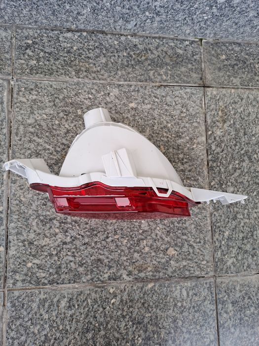 Farol Nevoeiro Toyota Yaris 2015