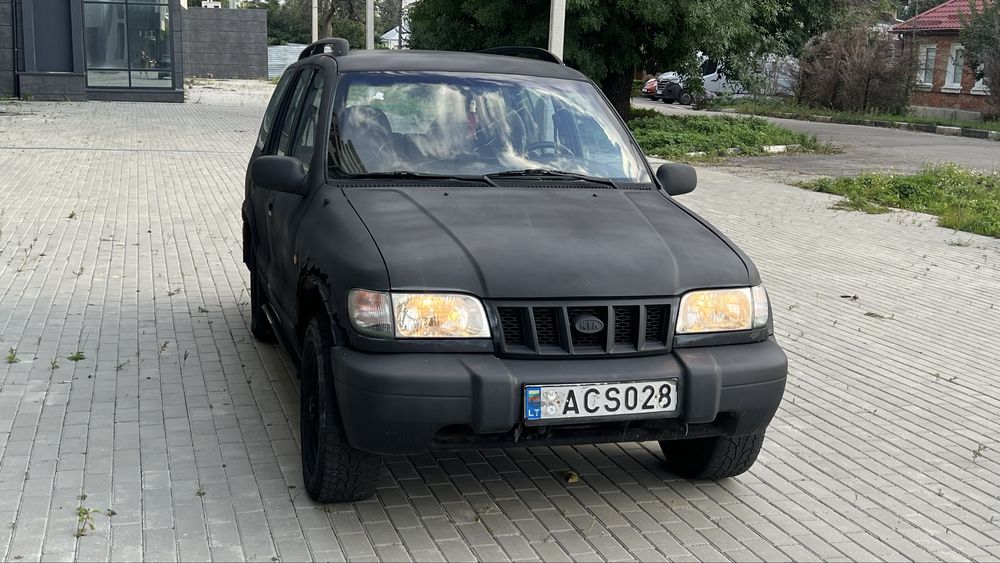 Kia sporteidg 1  2.0 литра