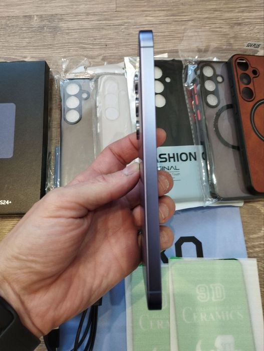 Samsung s24+ , s 24 plus 12/512