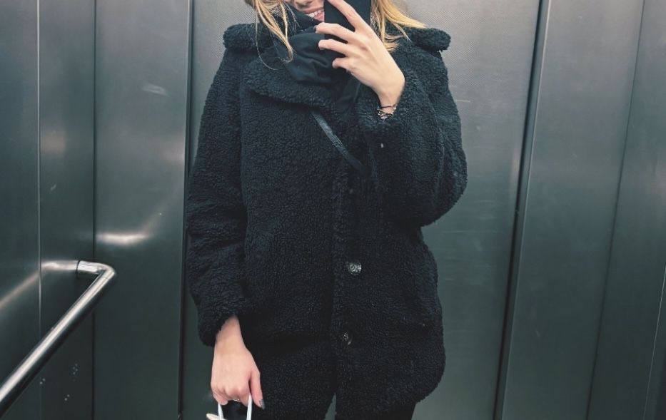 Płaszcz teddy czarny Miss Selfridge