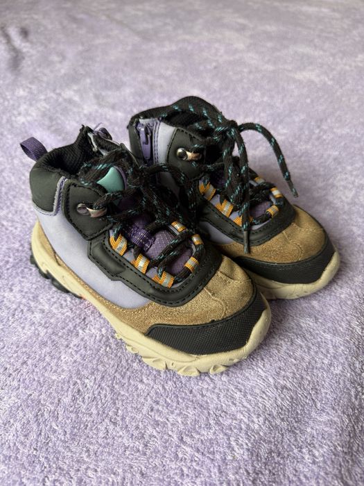 Взуття дитяче zara