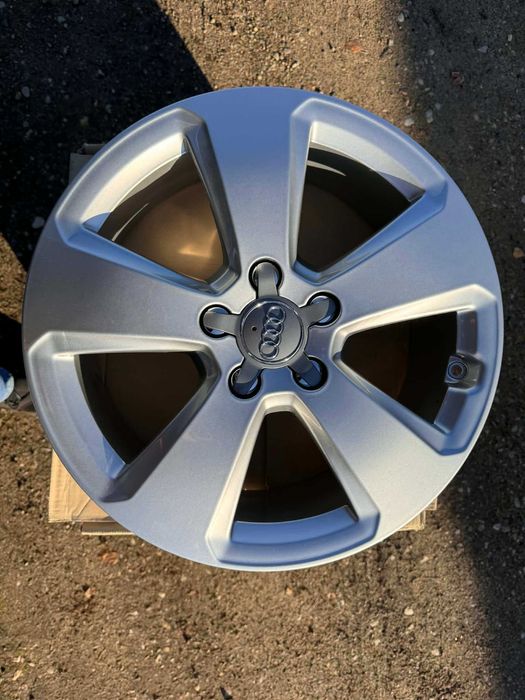 Felgi Aluminiowe AUDI 17 5x112 ET 43 OEM 4szt.