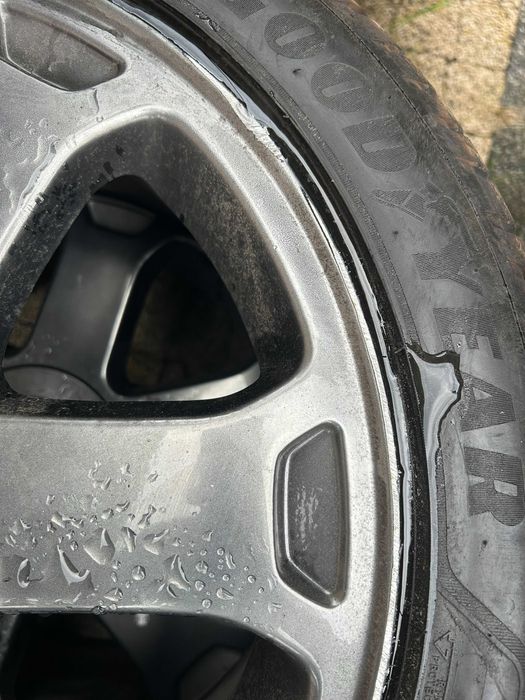 Oryginalne ALUFELGI Audi S4 B5 + OPONY wielosezonowe GoodYear