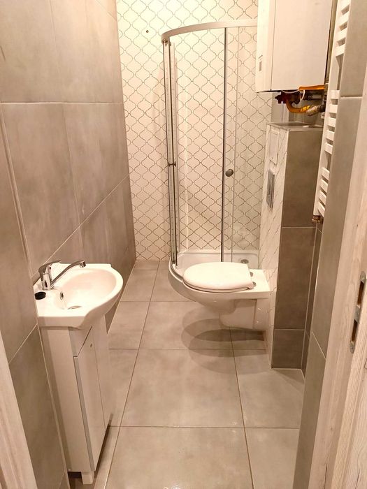 05 Centrum Zabrze - Apartament dla 7 osób 2 pokoje TV WIFI PARKING