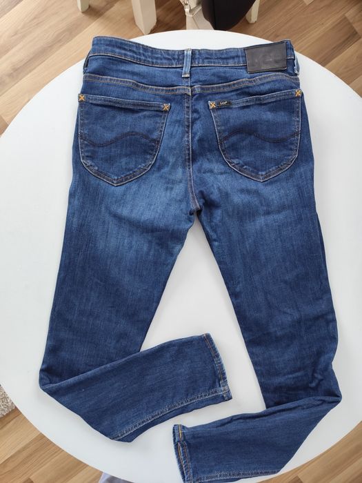 Męskie spodnie firmy LEE