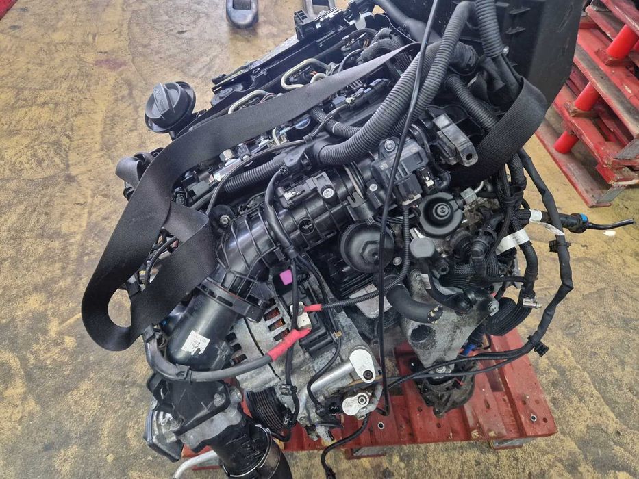 Motor usado N47D20C BMW 318D 143CV F30 F31 2 GERAÇÃO F20 F10 186.000KM