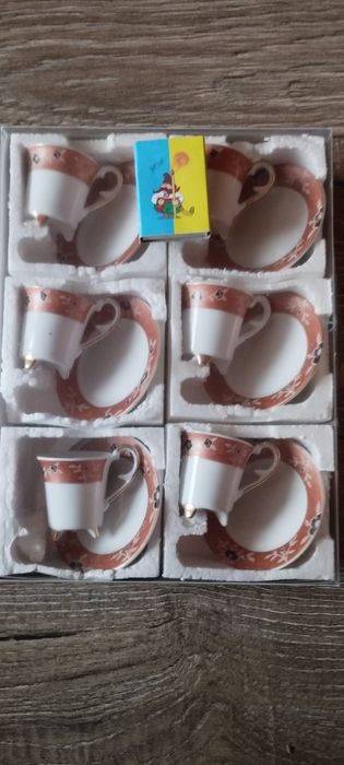 Кружечки з тарілочкою