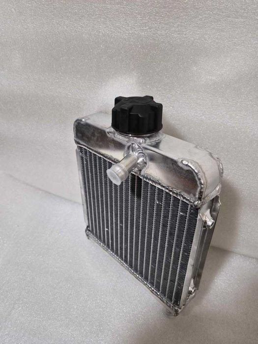 Radiador Aluminio Casal 6V/ RZ/ Magnum/ Fera