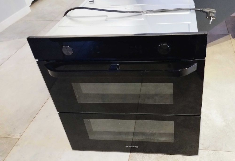 Piekarnik Samsung Dual Cook NV75N5641RB