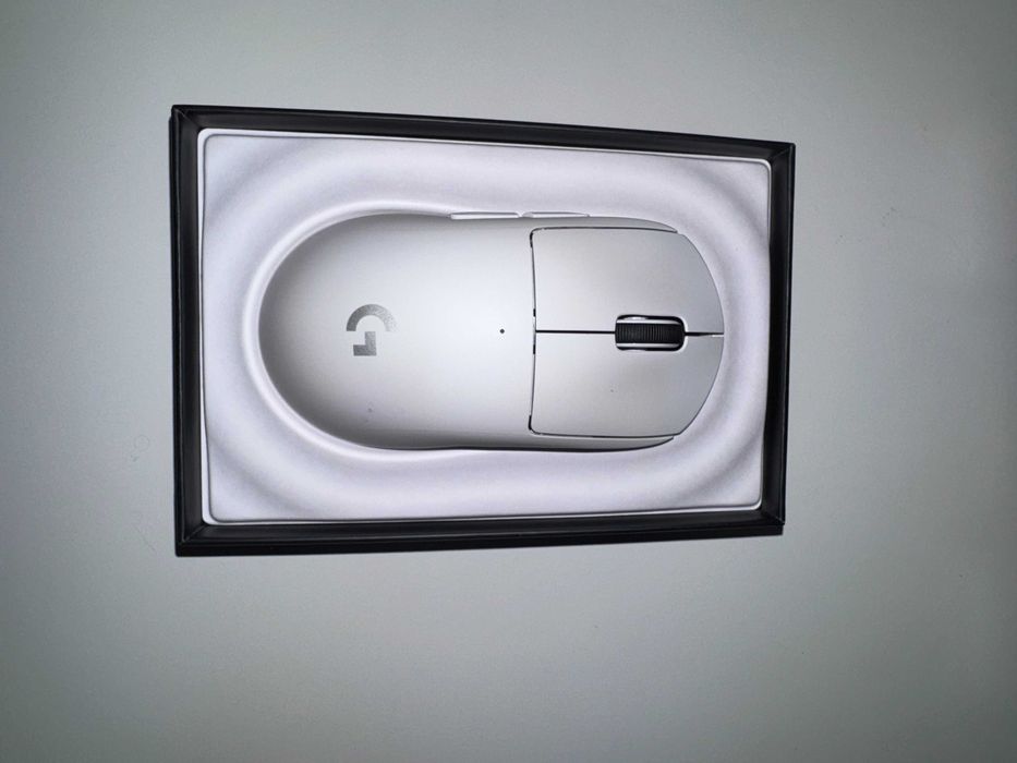 Rato Logitech Pro X Superlight 2 Branco