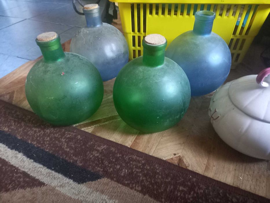 Butle 4 sztuki polecam