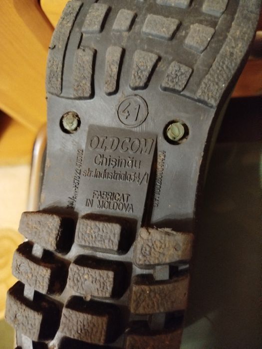 Продам сапоги резинові