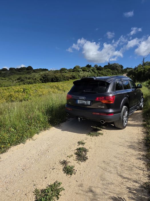 Audi Q7  3.0 V6 TDI