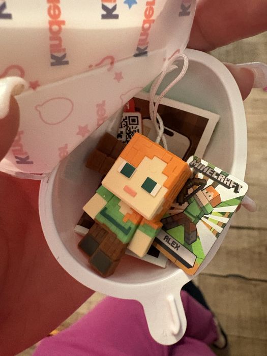 Figurka Kinder joy minecraft